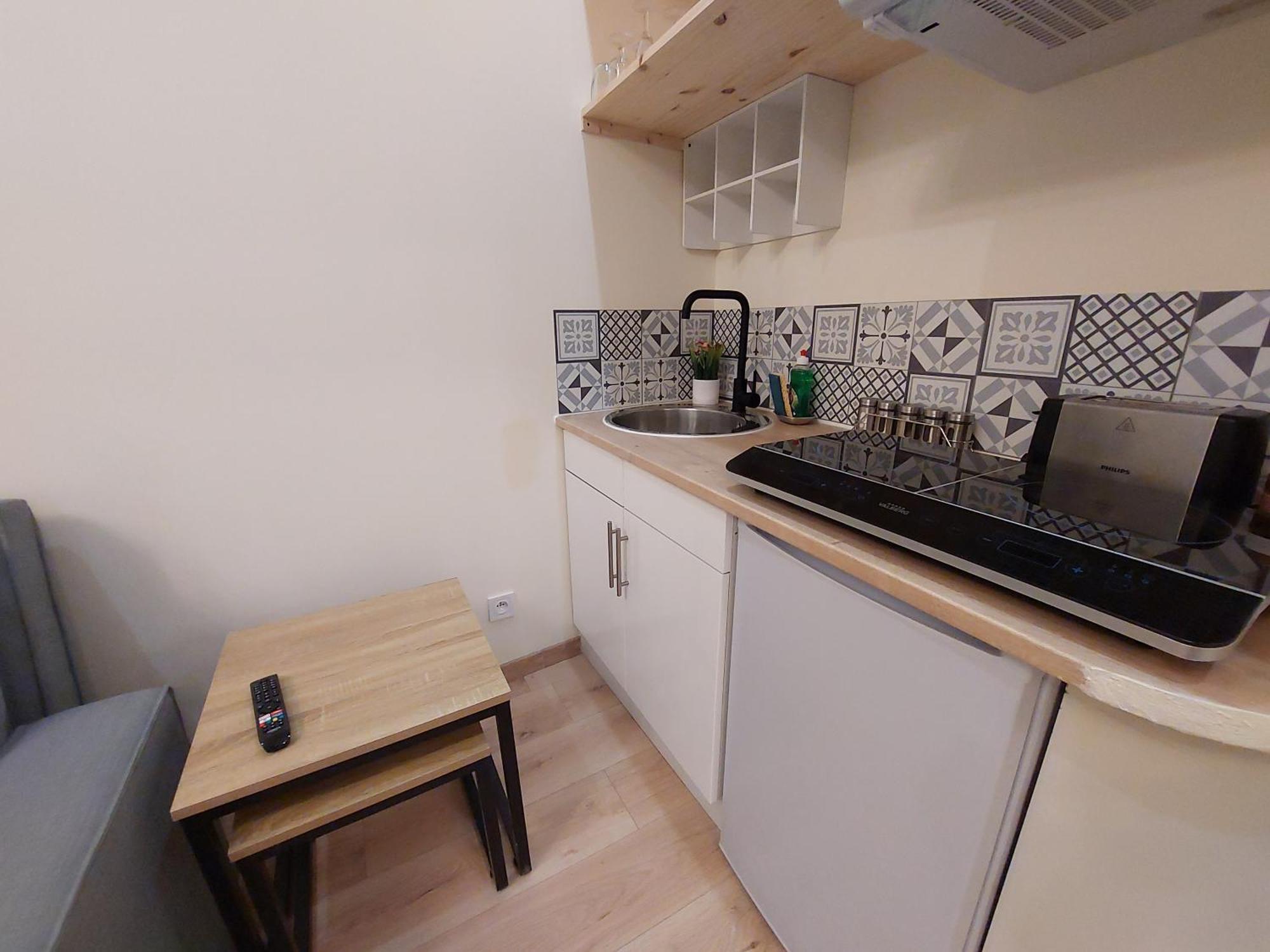 Studio Epernay 25M2 Rez De Chaussee, Ground Floor 部屋 写真